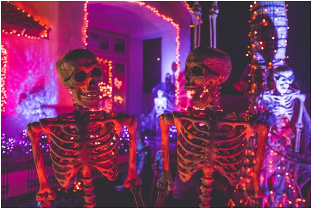6 Awesome Ways to Celebrate Halloween This Year